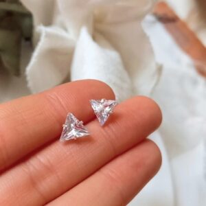 Aros Lili | Triangular